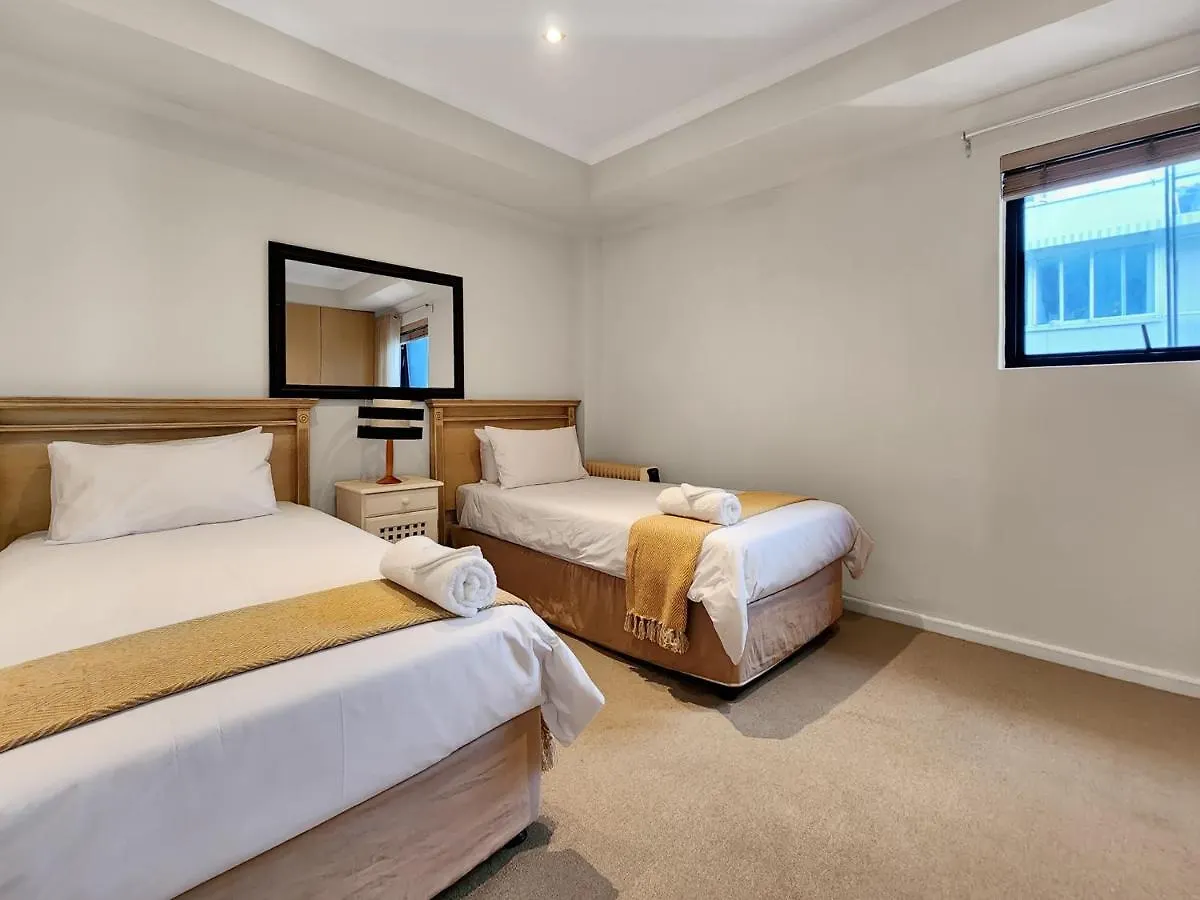Central, Views, Fast Wi-Fi, Reduced Rates, Parking Le Cap