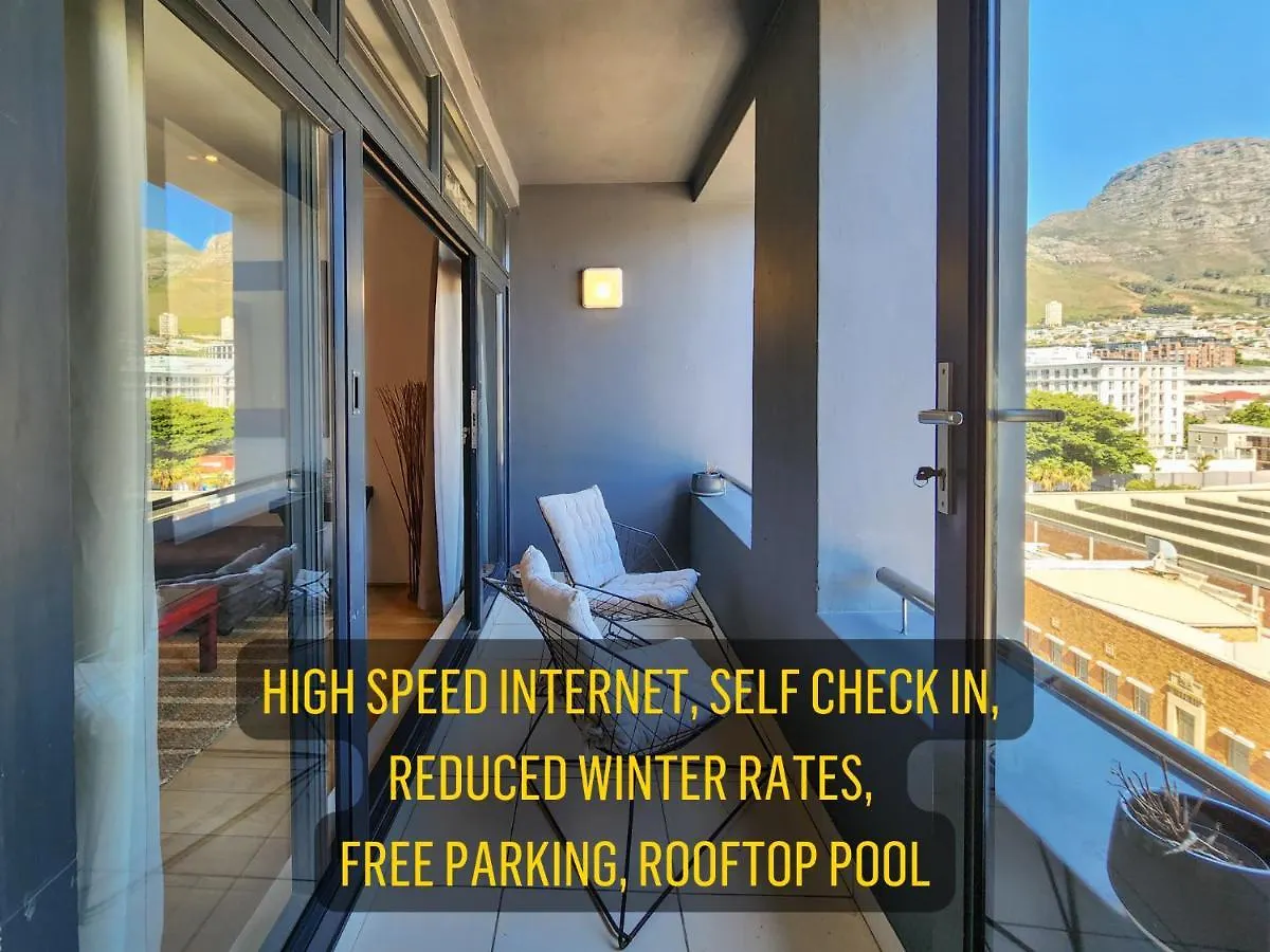 Appartement Central, Views, Fast Wi-Fi, Reduced Rates, Parking Le Cap